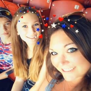 Meet your Posher, Celeste